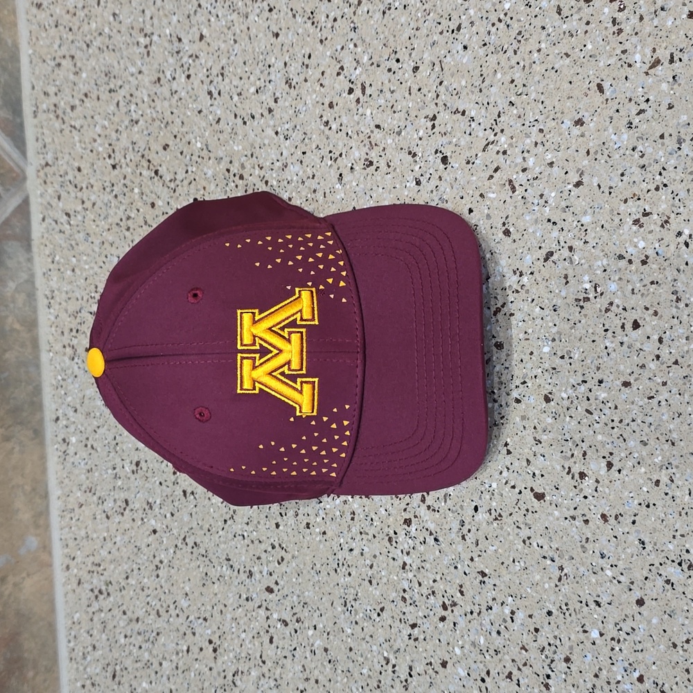 Minnesota Gophers Men's Hat One Fit